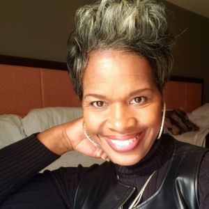 Meet your Posher, Robyn